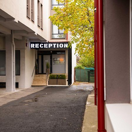 Bucharest Airport Accomodation Aparthotel Otopeni Eksteriør bilde