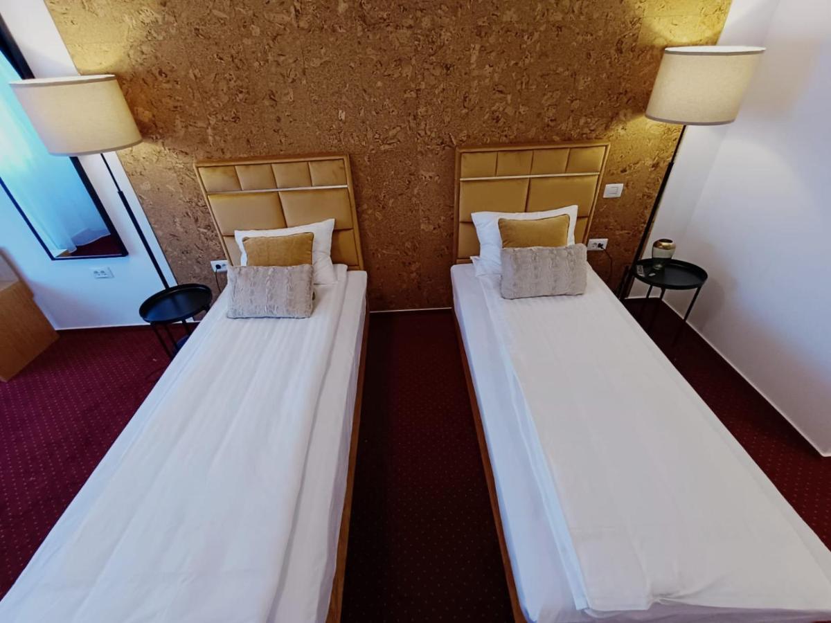 Bucharest Airport Accomodation Aparthotel Otopeni Eksteriør bilde