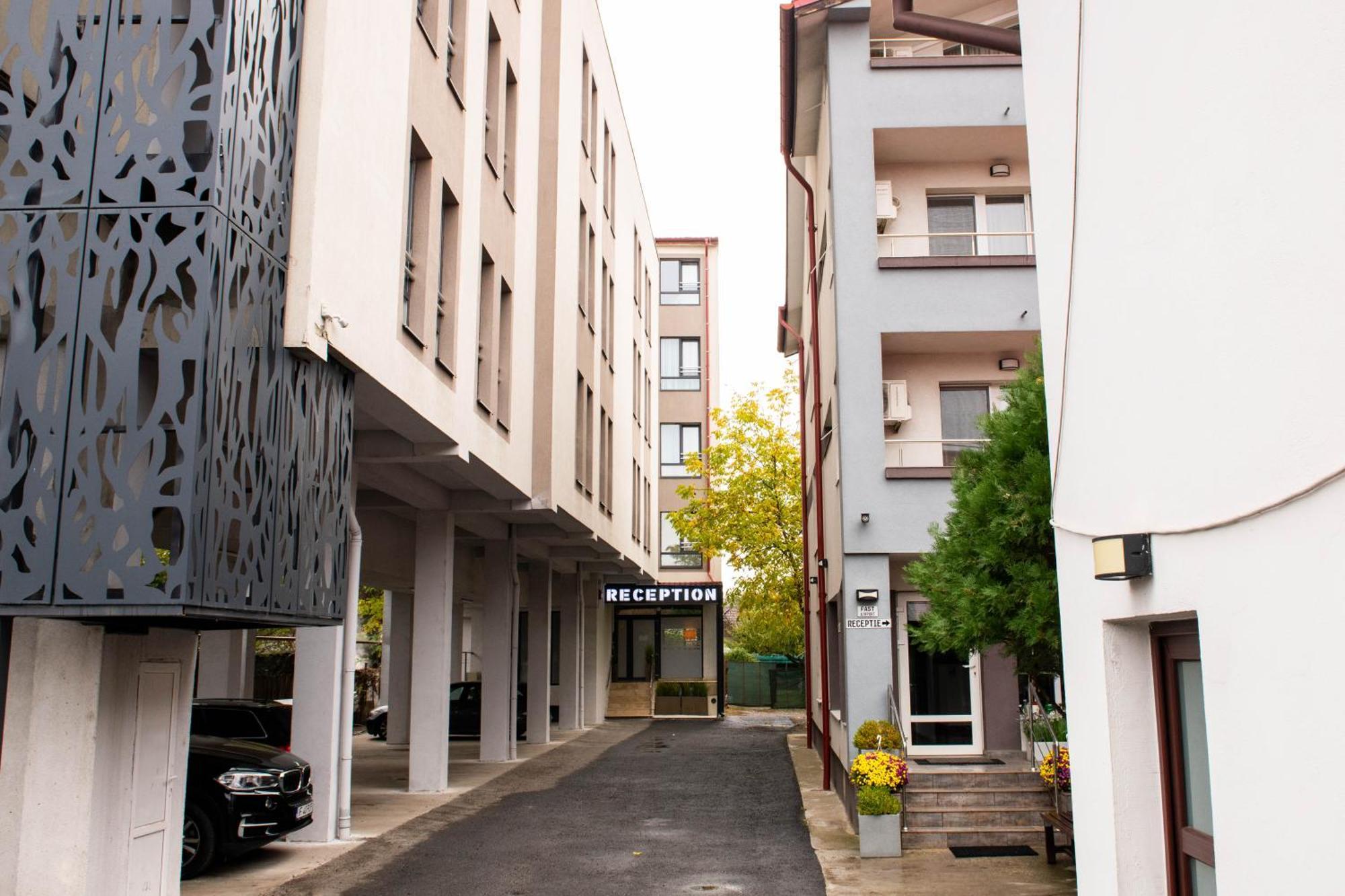 Bucharest Airport Accomodation Aparthotel Otopeni Eksteriør bilde