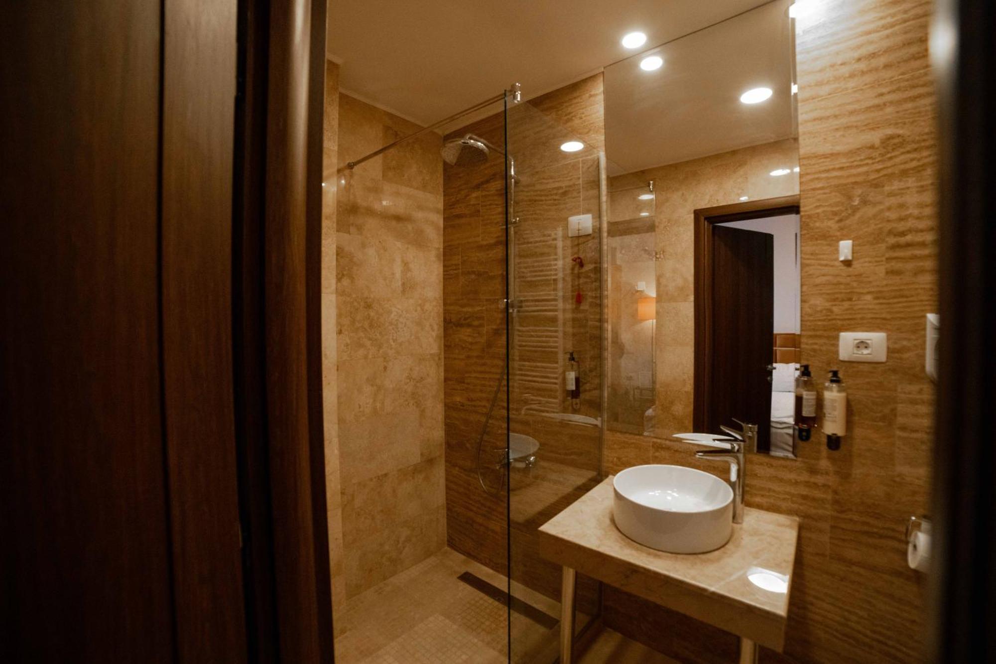 Bucharest Airport Accomodation Aparthotel Otopeni Eksteriør bilde