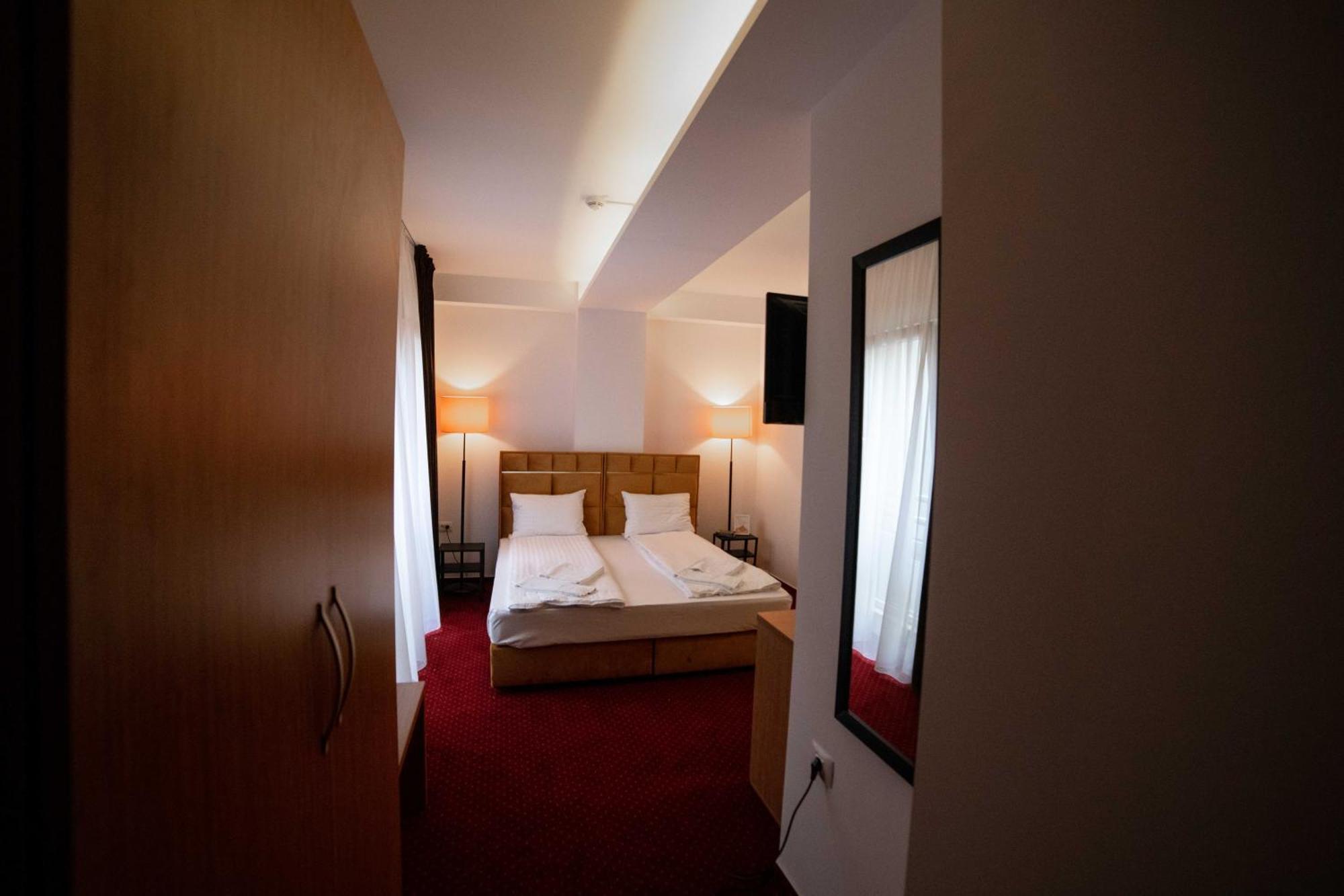 Bucharest Airport Accomodation Aparthotel Otopeni Eksteriør bilde